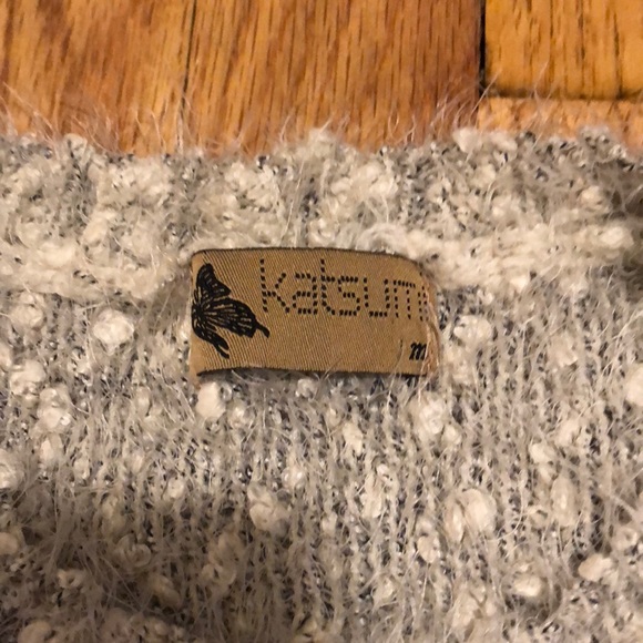 🍂cozy and fuzzy sweater!! - Picture 2 of 6